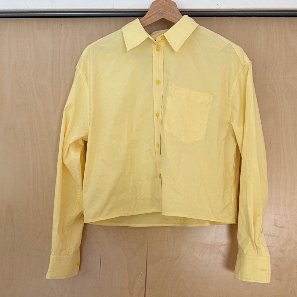 Athleta Women’s Cropped Button Down